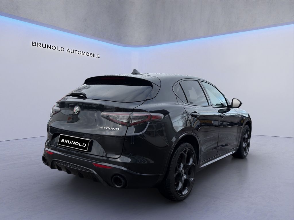 Alfa Romeo Stelvio 2023