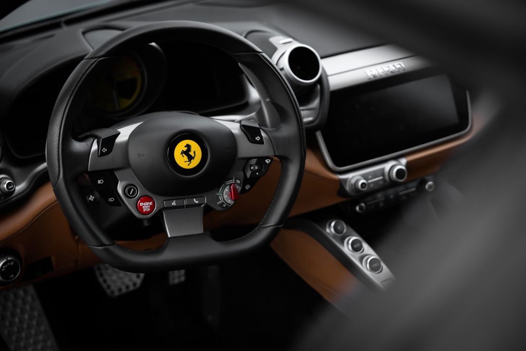 Ferrari GTC4Lusso 2019