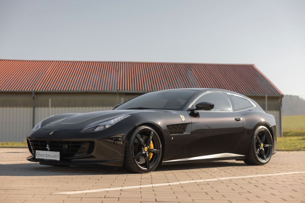 Ferrari GTC4Lusso 2019