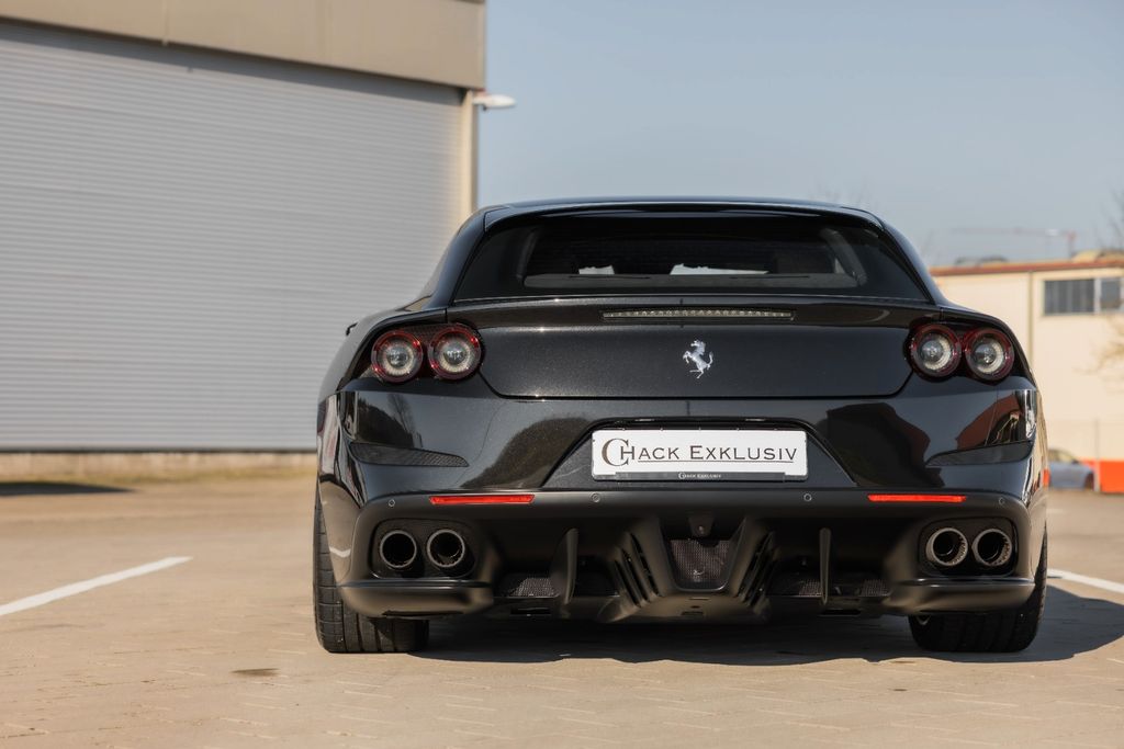 Ferrari GTC4Lusso 2019
