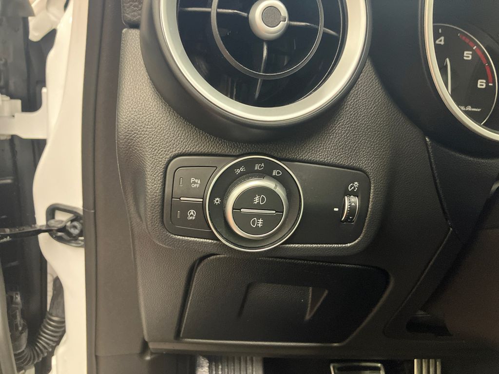 Alfa Romeo Stelvio 2022