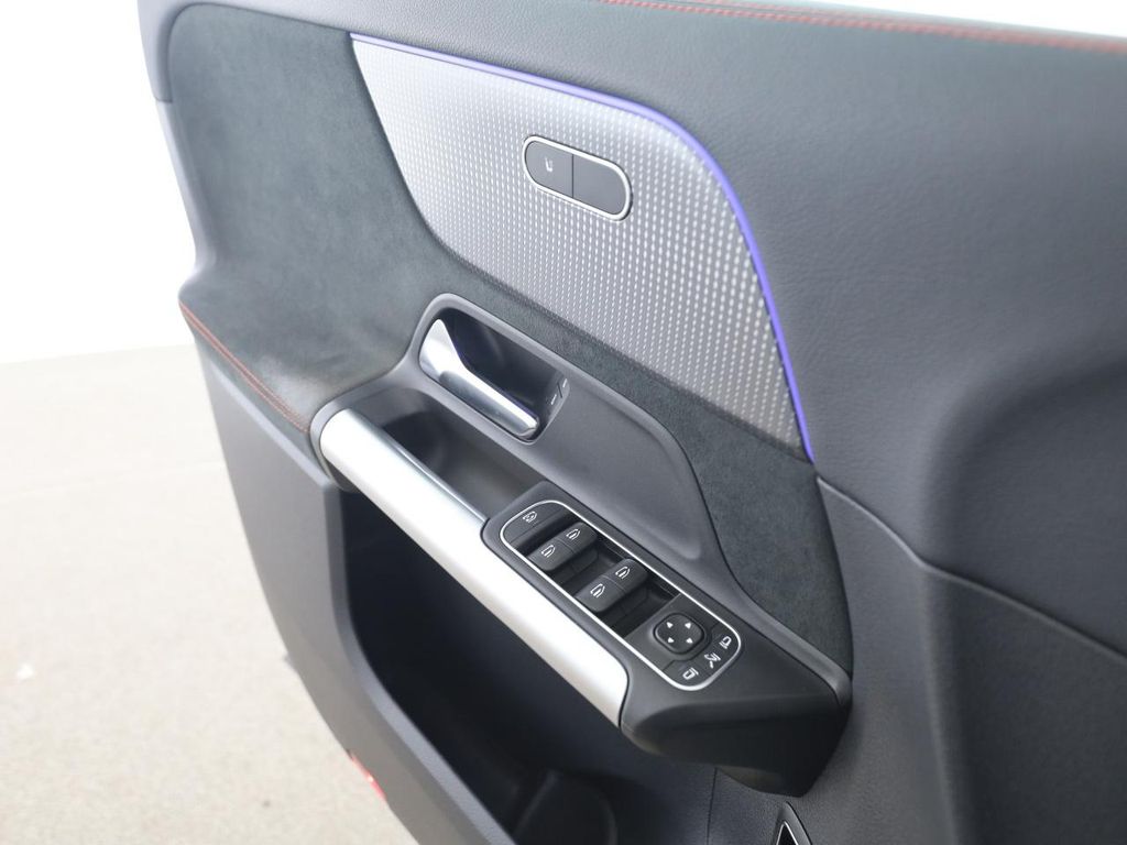 Mercedes-Benz EQA 2022