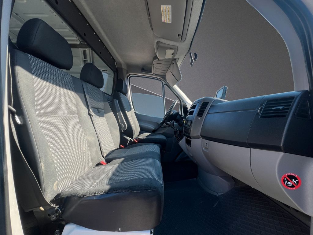 Mercedes-Benz Sprinter 2011