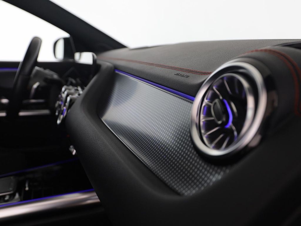 Mercedes-Benz EQA 2022