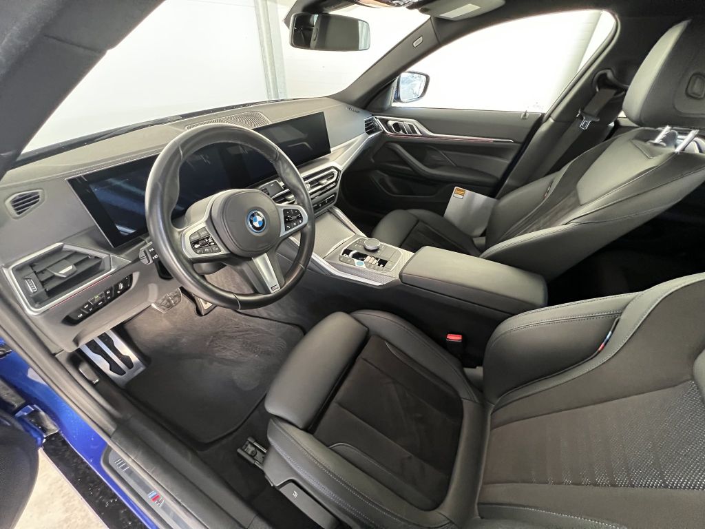 BMW i4 2023