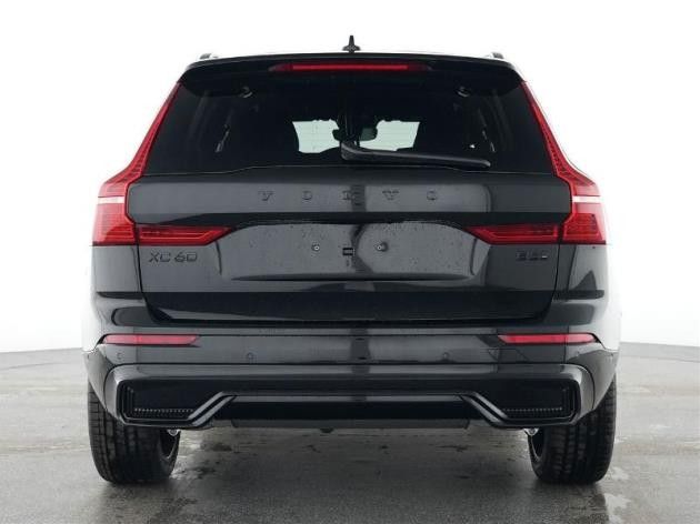 Volvo XC60 2025