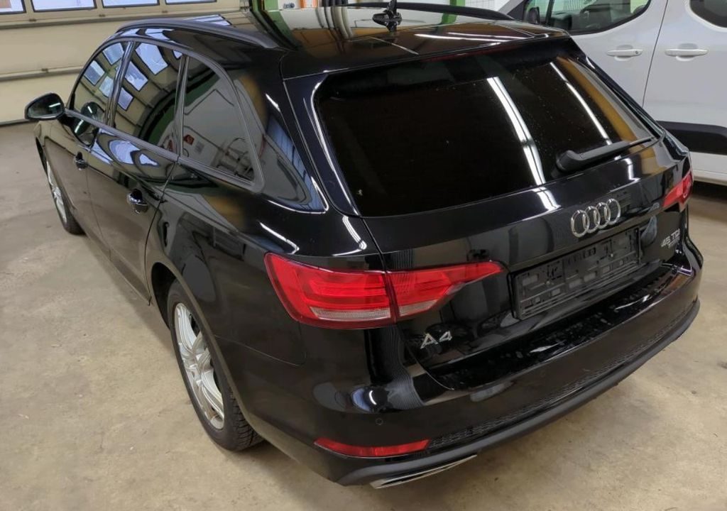 Audi A4 2019