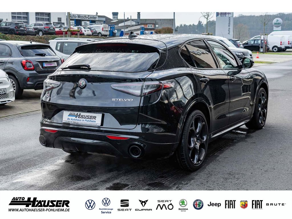 Alfa Romeo Stelvio 2023