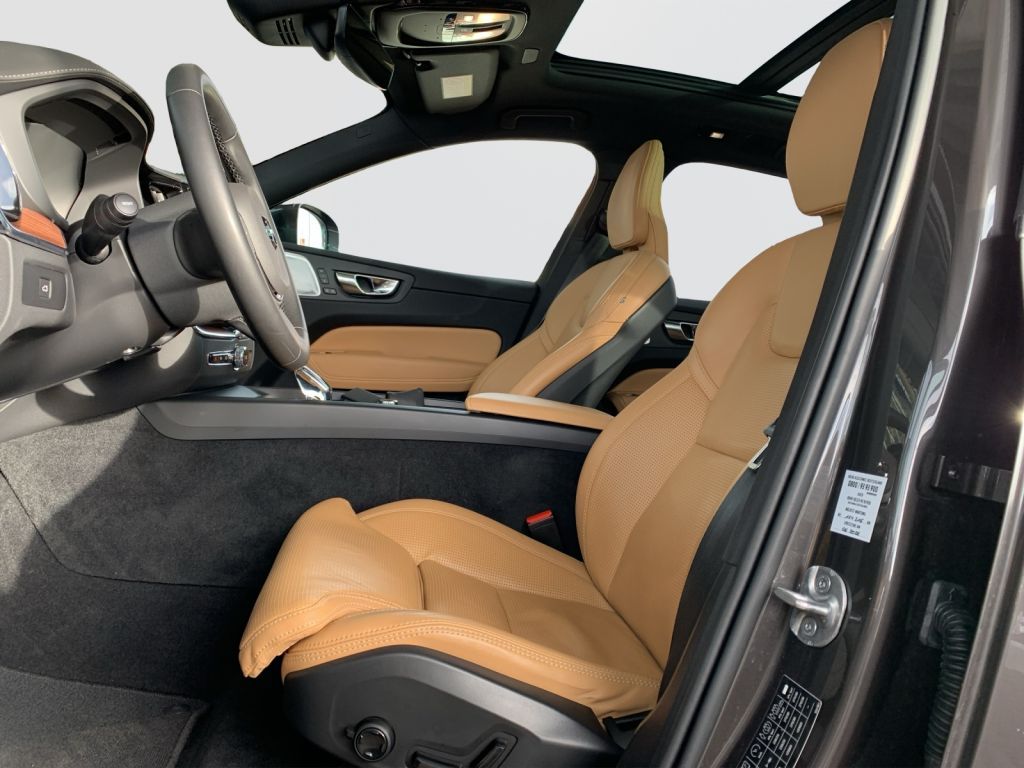 Volvo XC60 2023