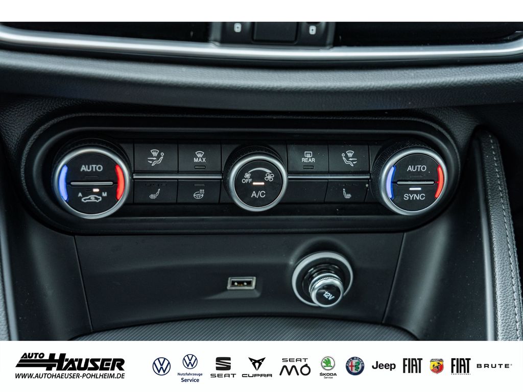 Alfa Romeo Stelvio 2023