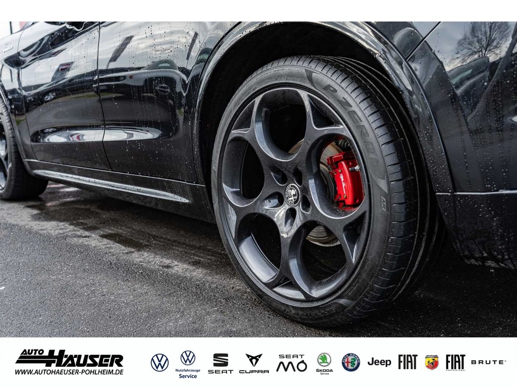 Alfa Romeo Stelvio 2023