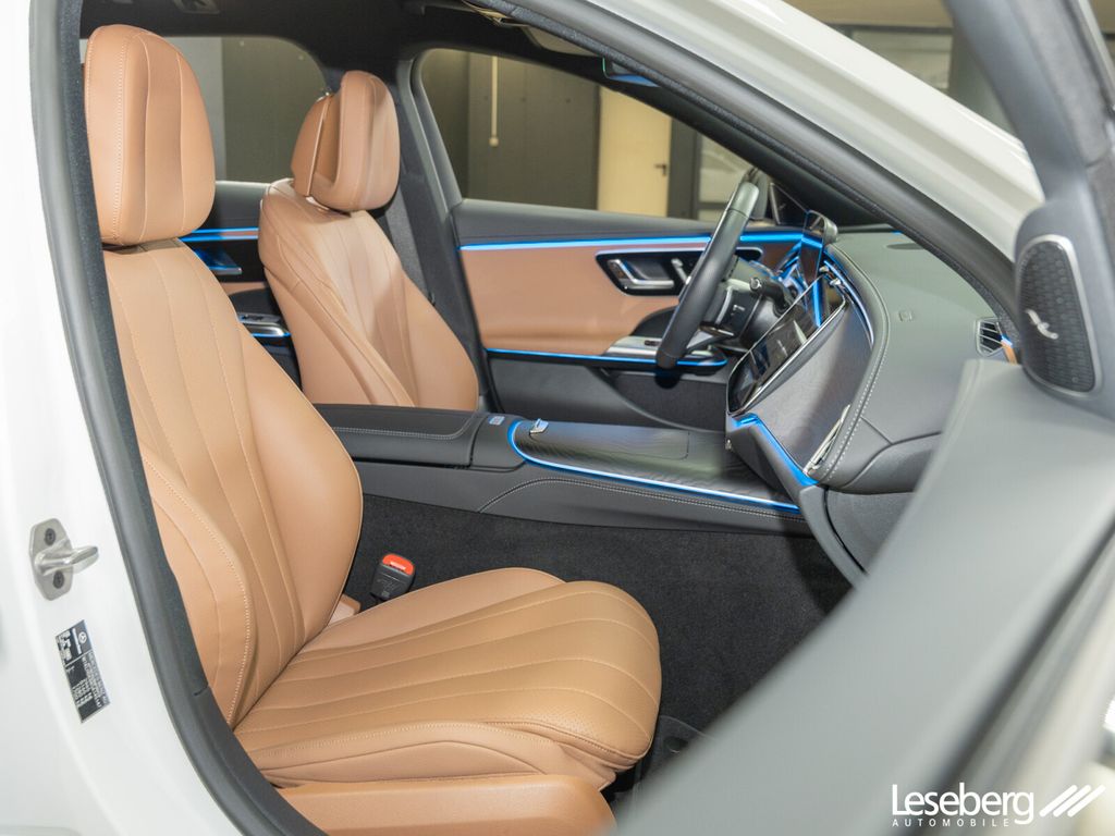 Mercedes-Benz E 300 2025