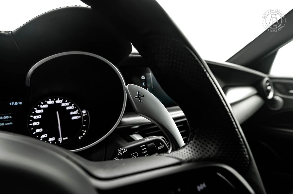 Alfa Romeo Stelvio 2023