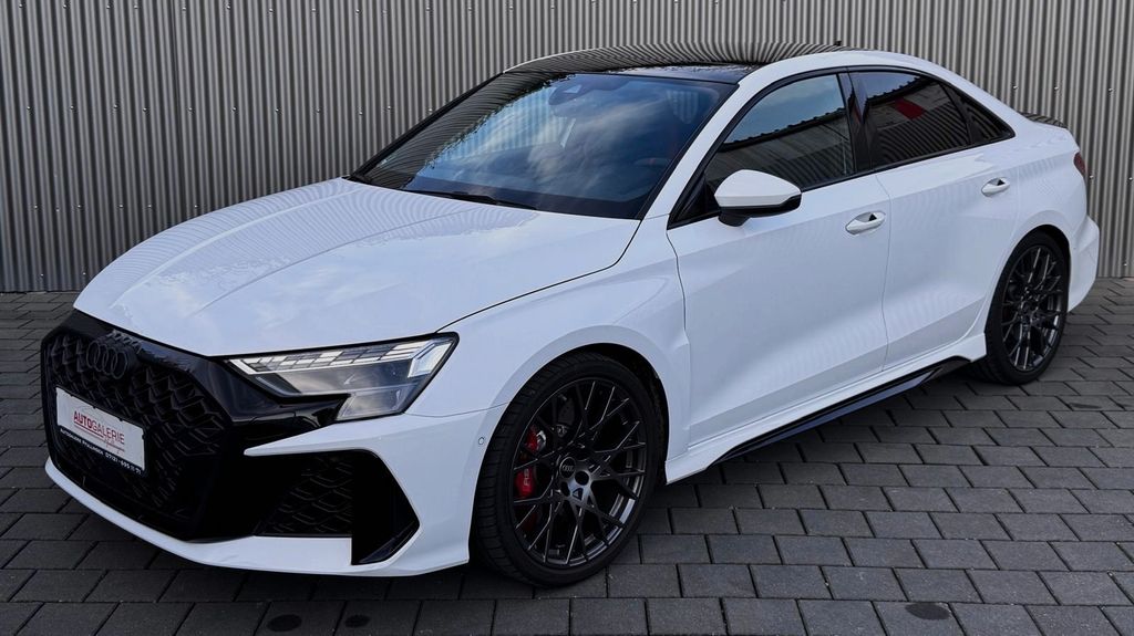 Audi RS3 2025
