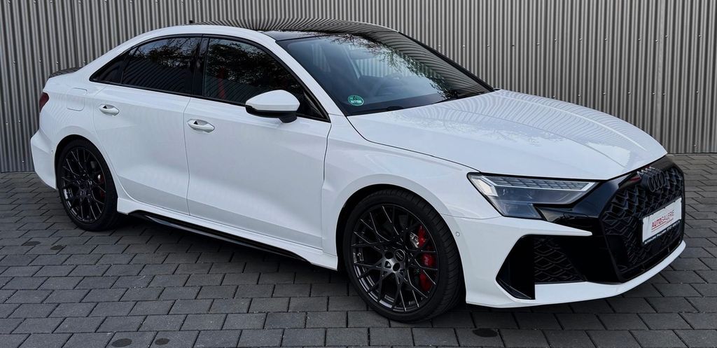 Audi RS3 2025