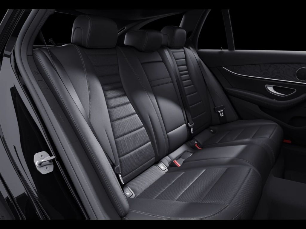 Mercedes-Benz E 300 2023