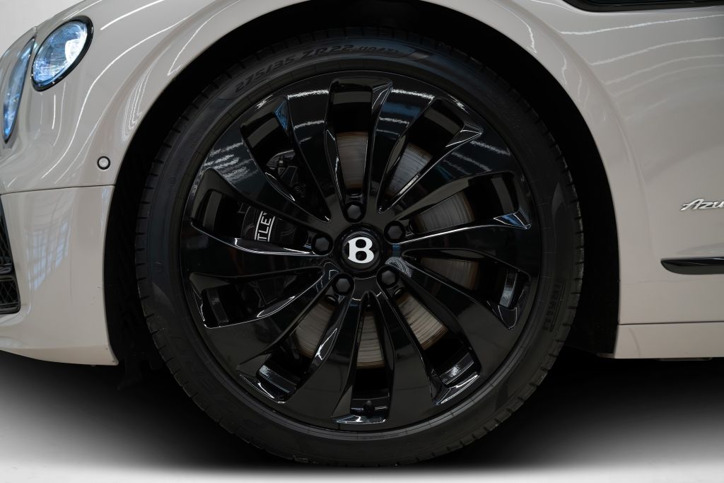 Bentley Flying Spur 2024