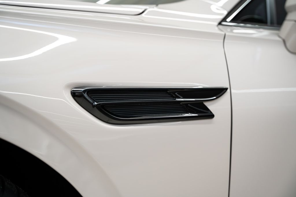 Bentley Flying Spur 2024