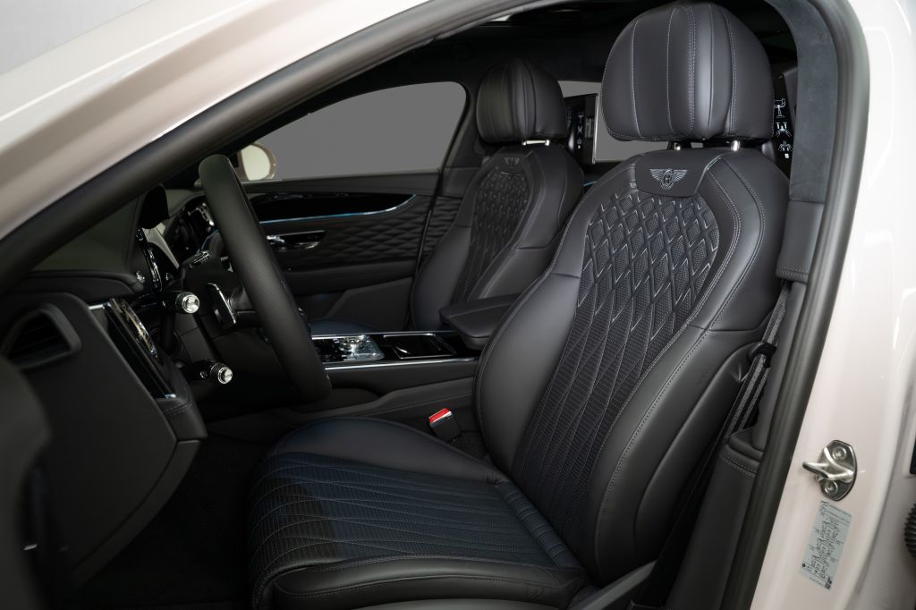 Bentley Flying Spur 2024