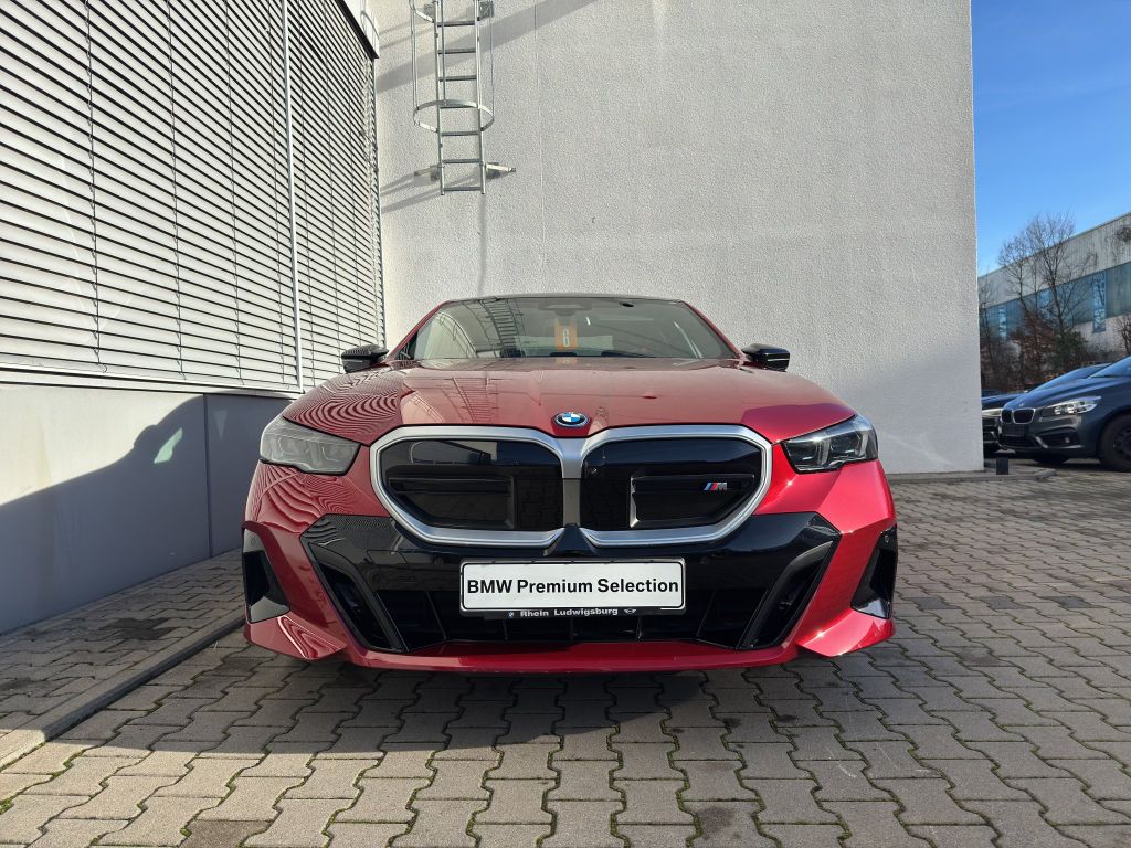 BMW i5 2024