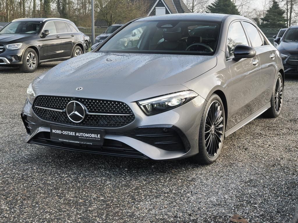 Mercedes-Benz A 220 2025