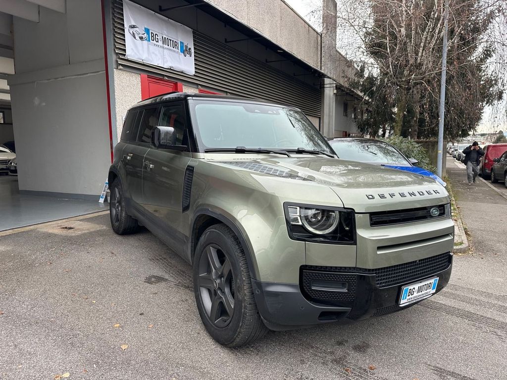 Land Rover Defender 2023