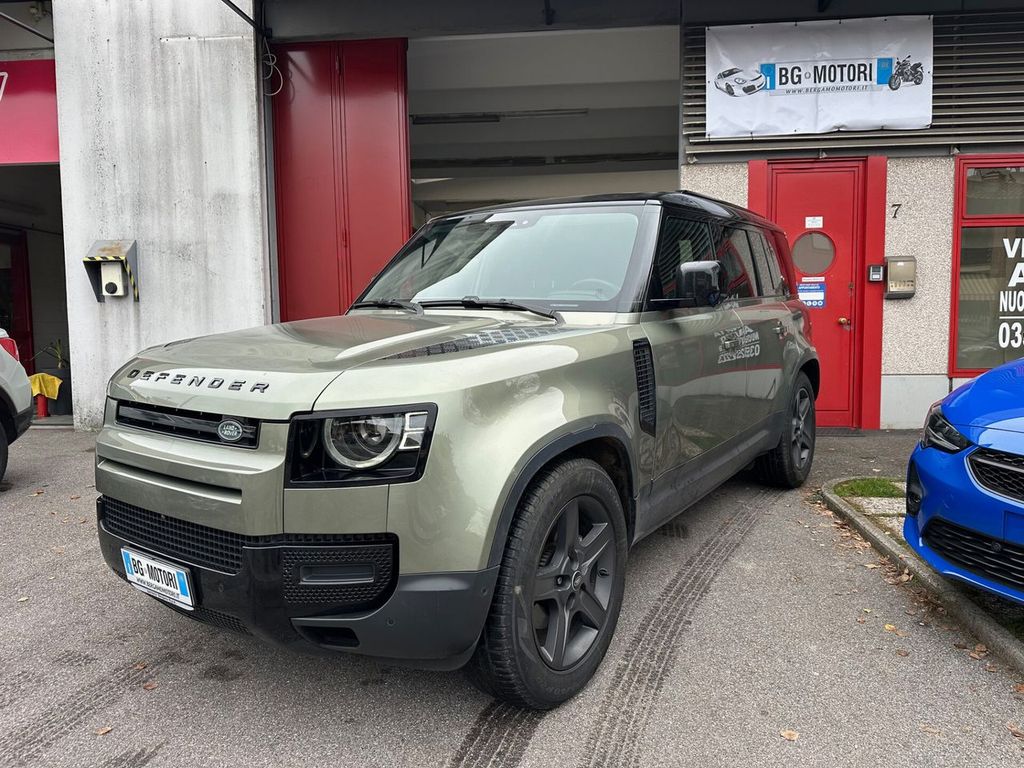 Land Rover Defender 2023