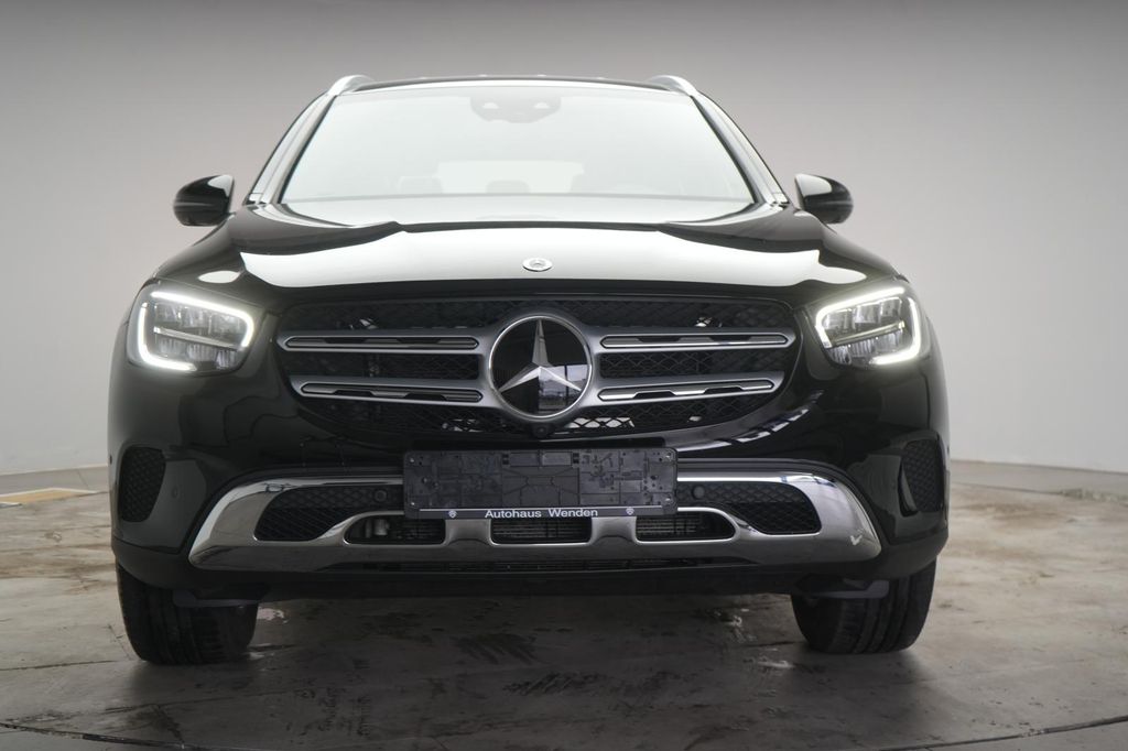 Mercedes-Benz GLC 300 2021