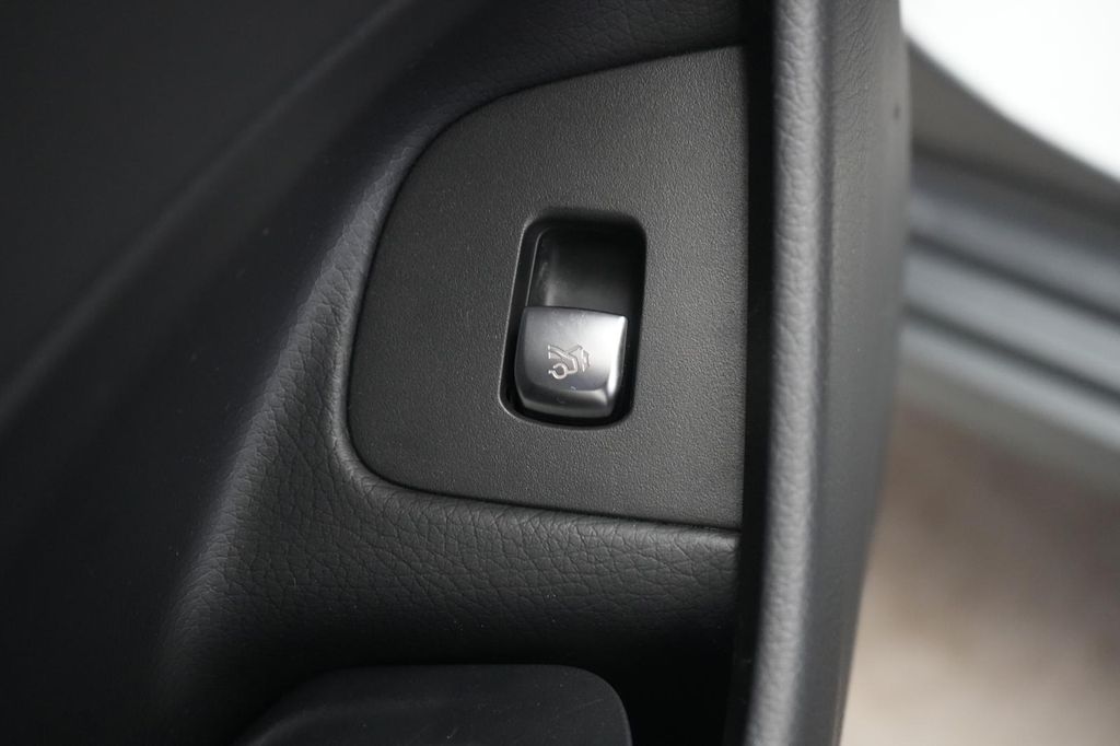 Mercedes-Benz E 300 2020