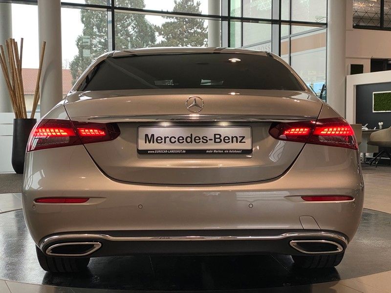 Mercedes-Benz E 220 2022