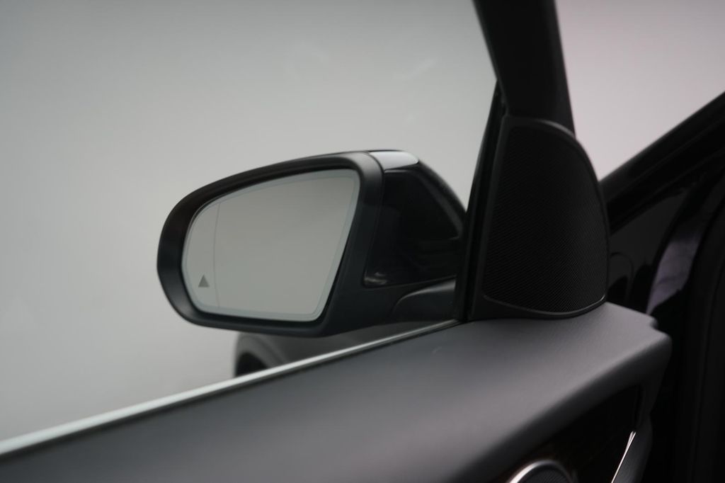 Mercedes-Benz GLC 300 2021