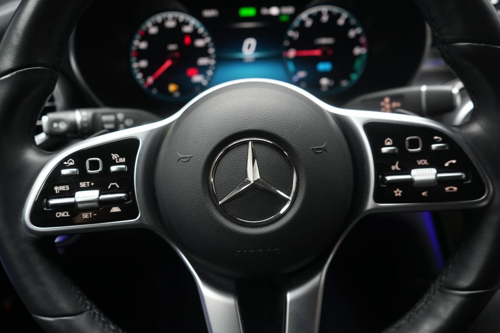 Mercedes-Benz GLC 300 2021