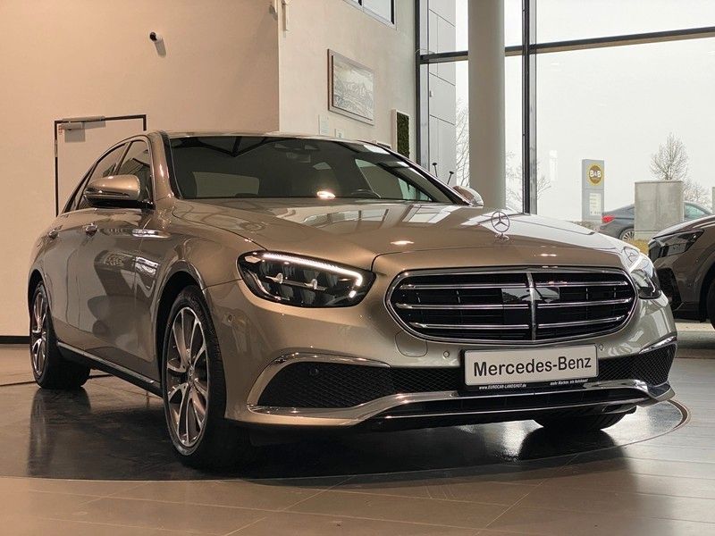 Mercedes-Benz E 220 2022