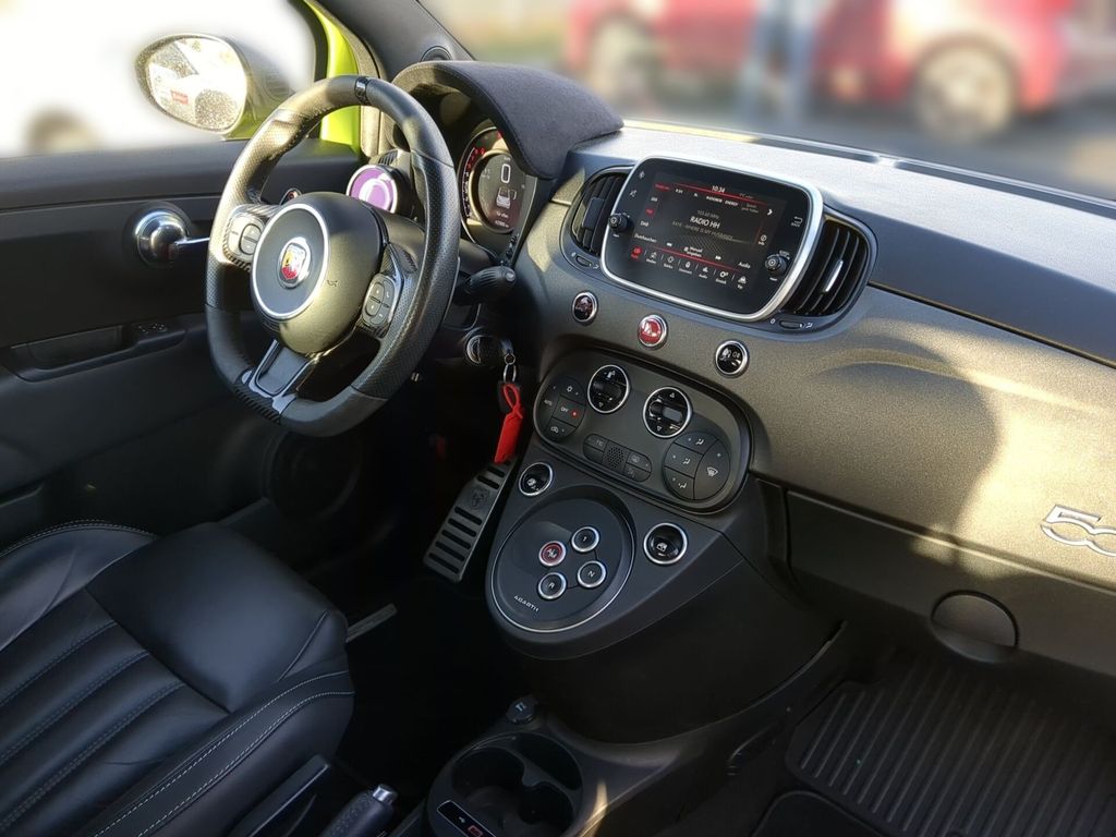 Abarth 595C 2019