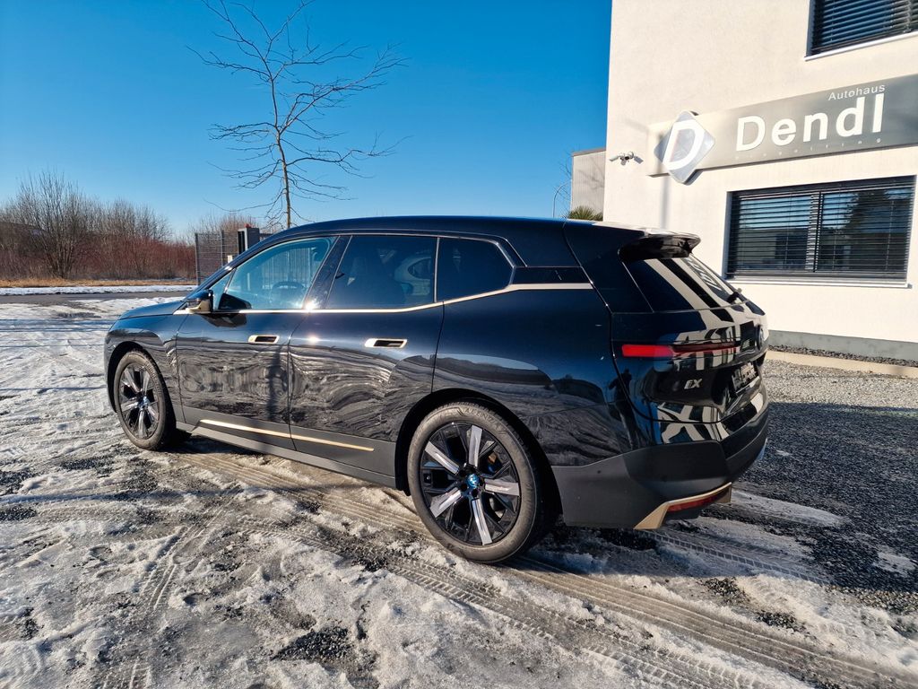 BMW iX 2023