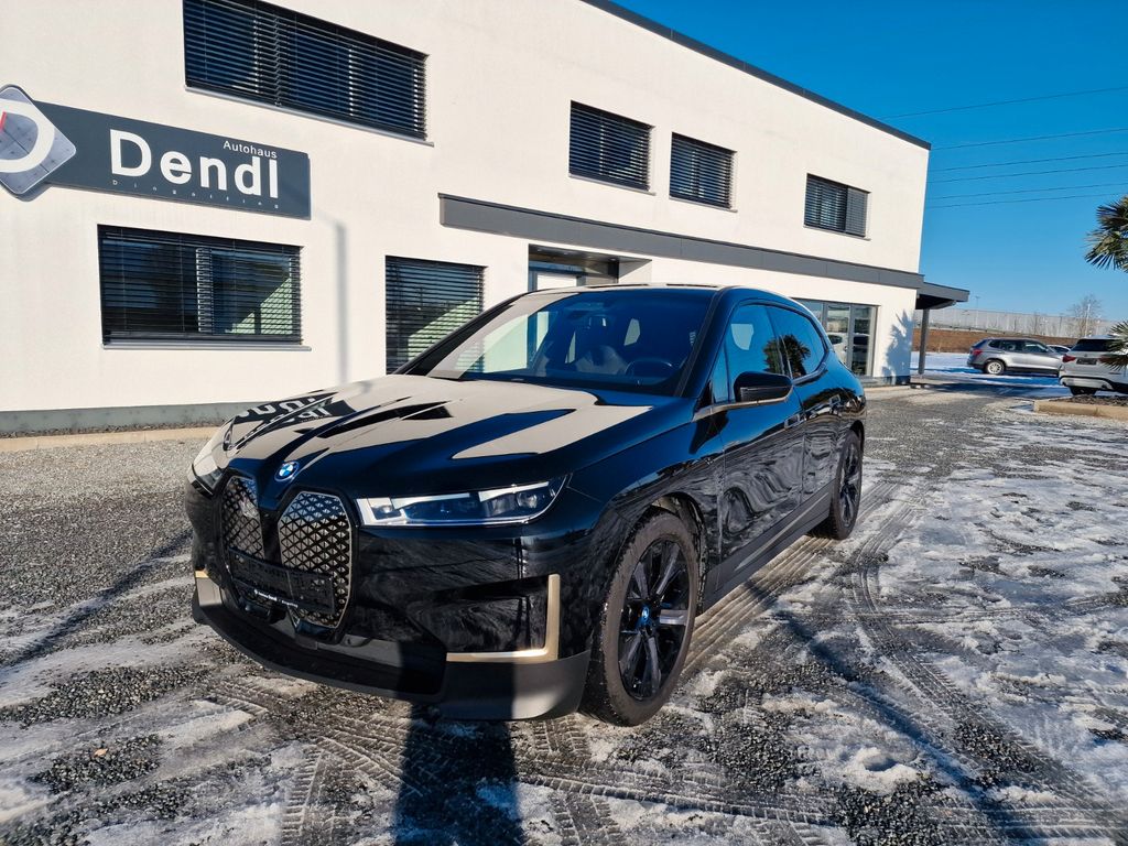 BMW iX 2023