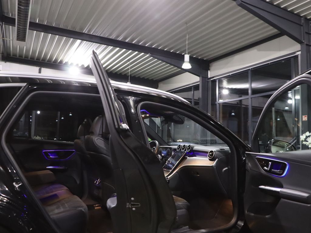 Mercedes-Benz GLC 300 2023