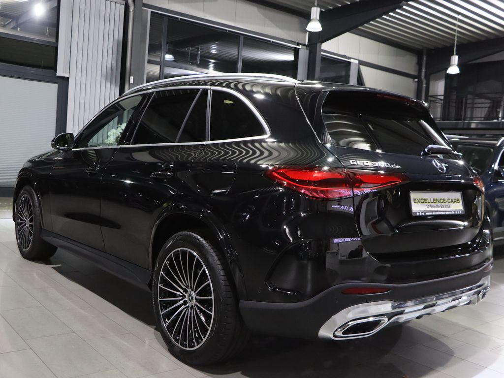 Mercedes-Benz GLC 300 2023