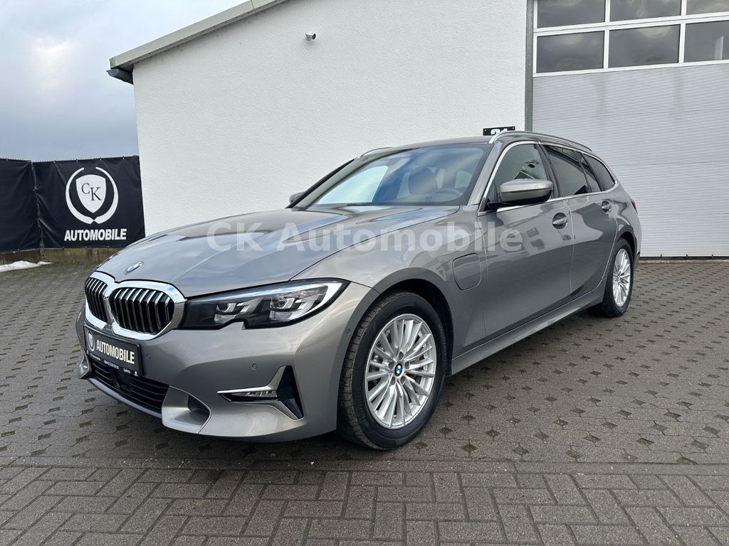 BMW 330 2021