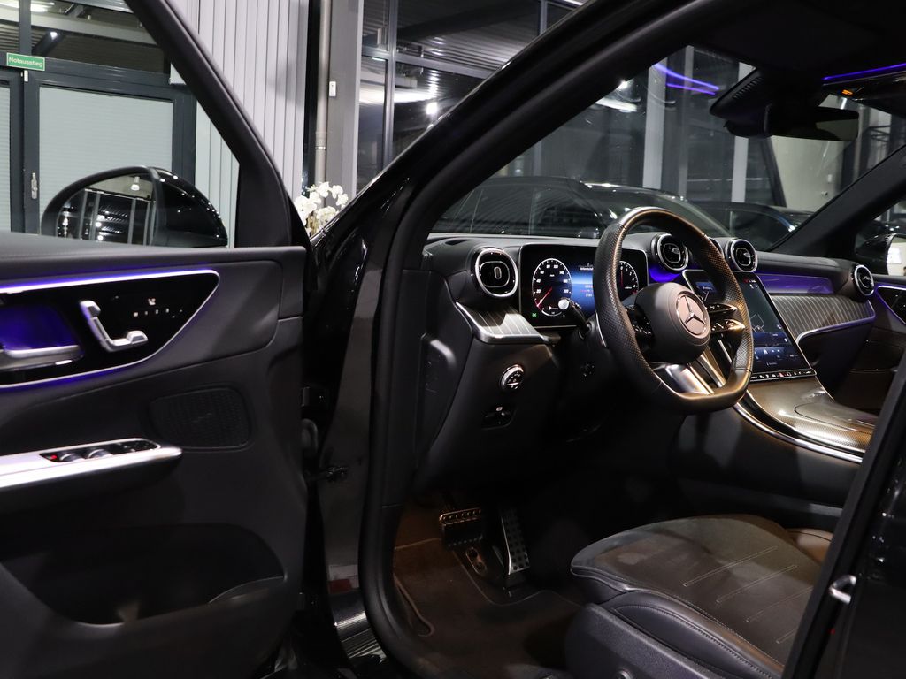 Mercedes-Benz GLC 300 2023