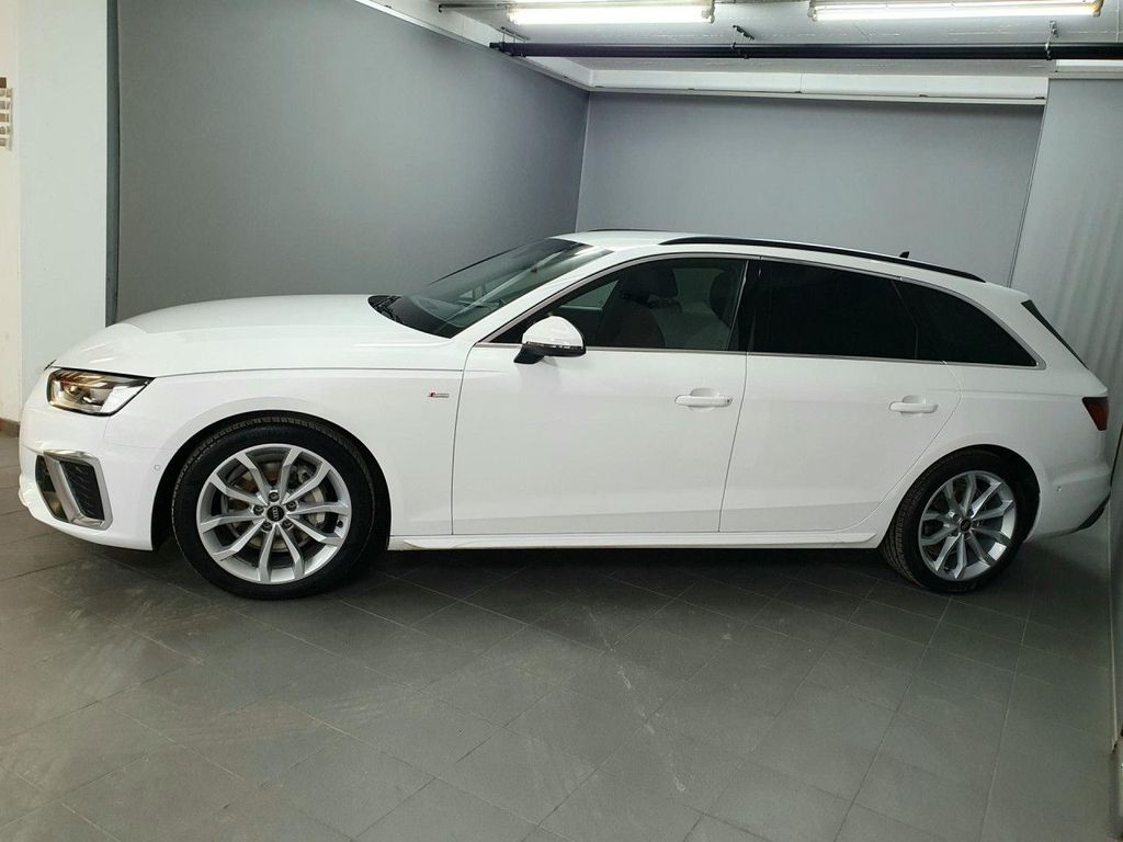 Audi A4 2022