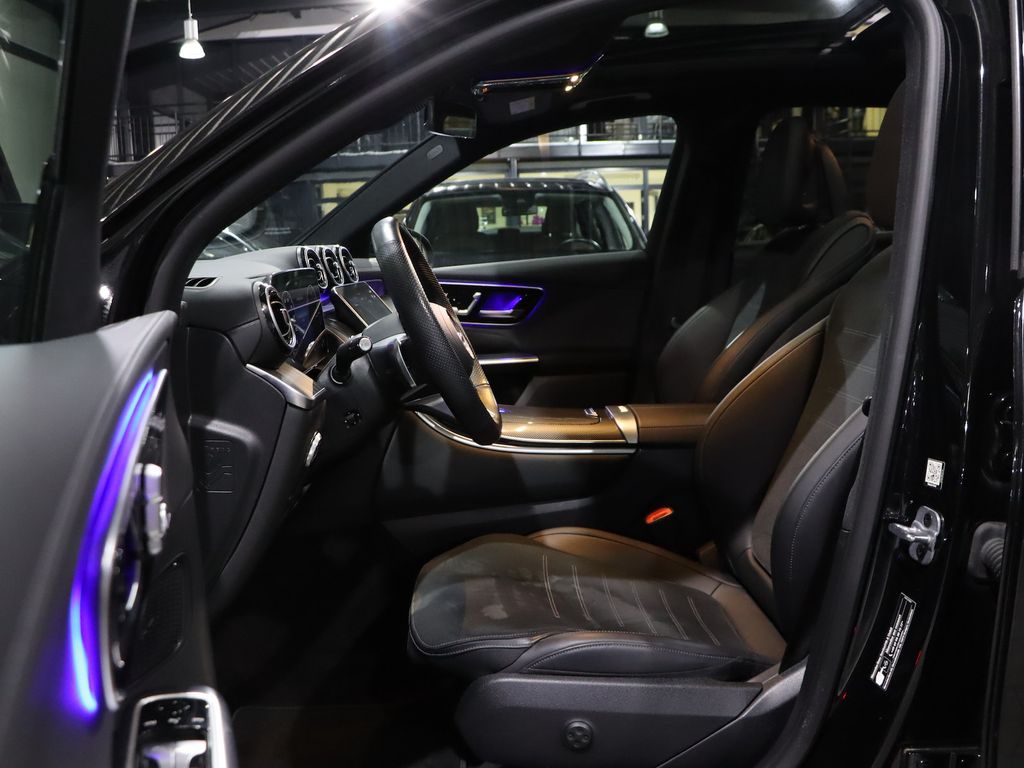 Mercedes-Benz GLC 300 2023