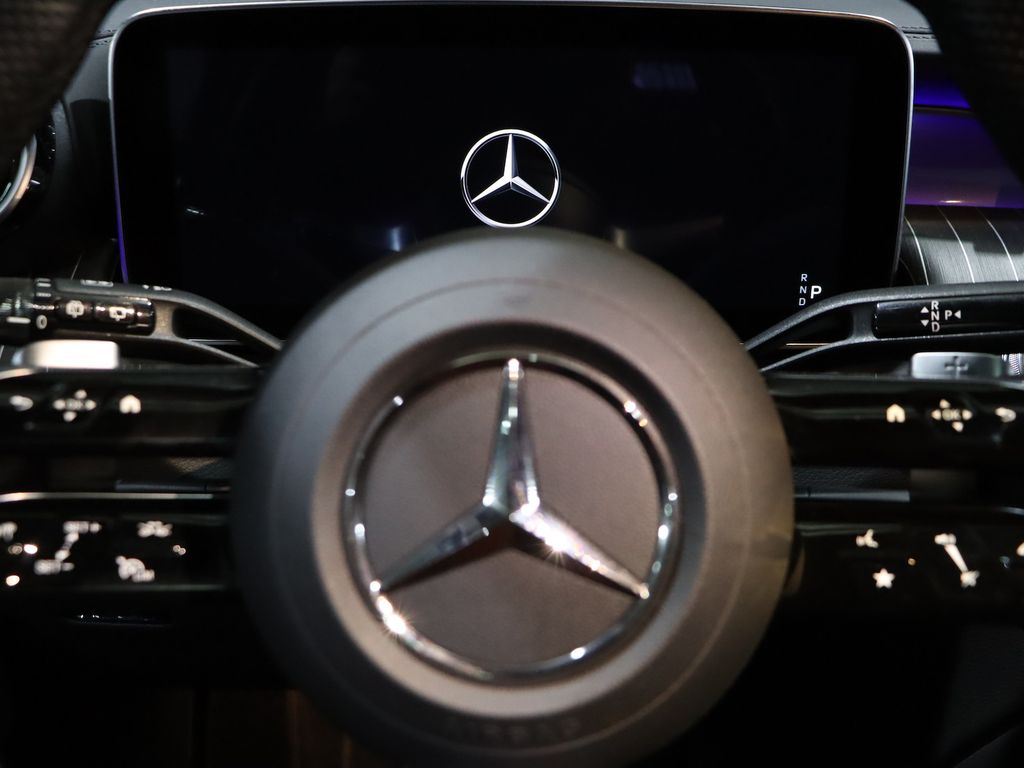 Mercedes-Benz GLC 300 2023