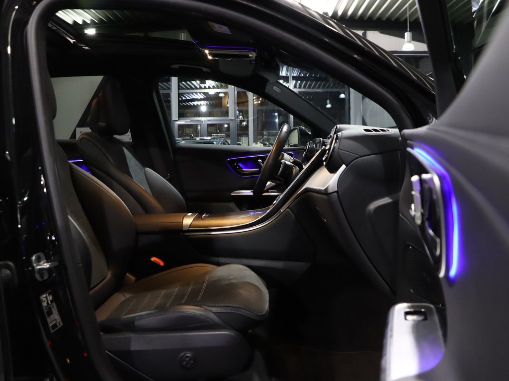 Mercedes-Benz GLC 300 2023