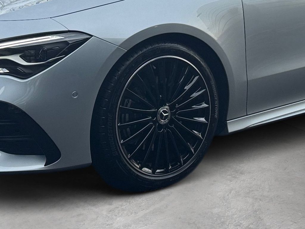 Mercedes-Benz CLA 200 2024