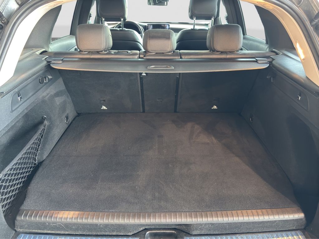 Mercedes-Benz GLC 300 2020