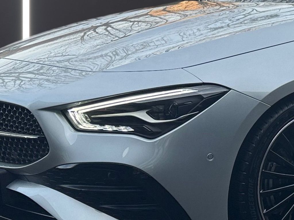 Mercedes-Benz CLA 200 2024