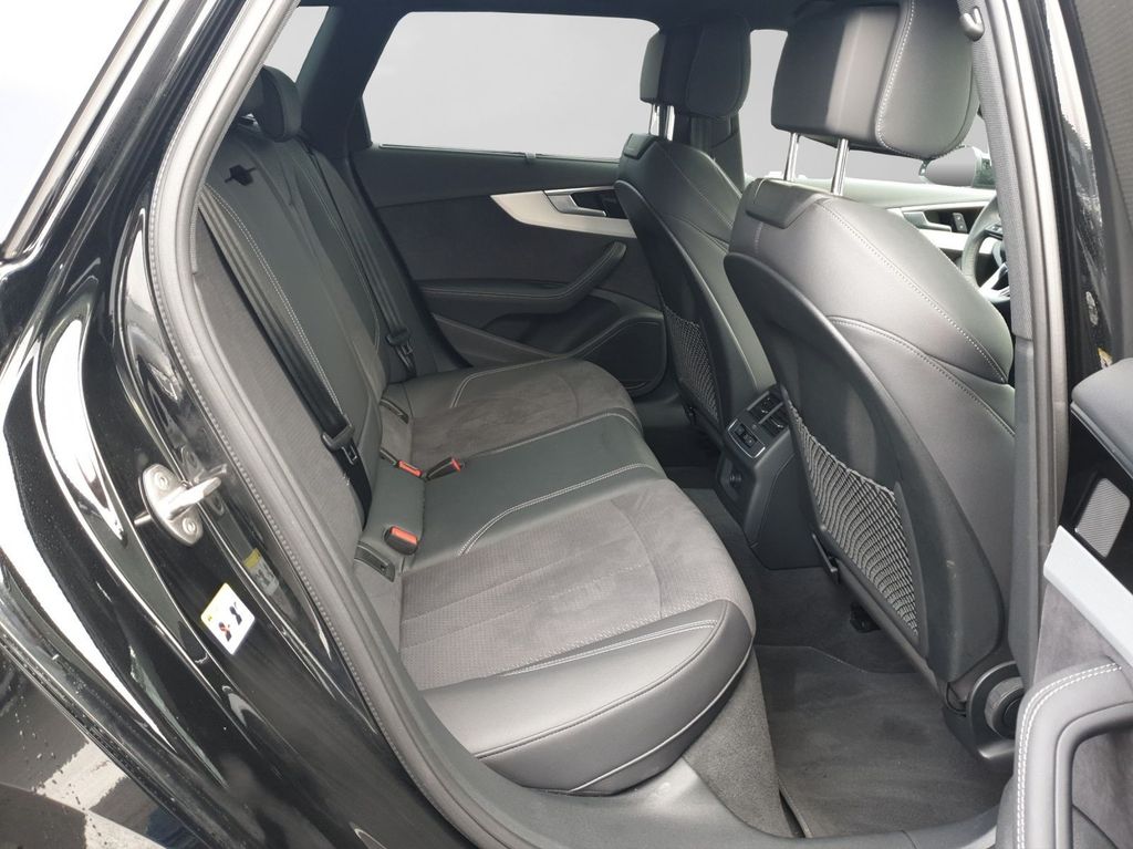 Audi A4 2025
