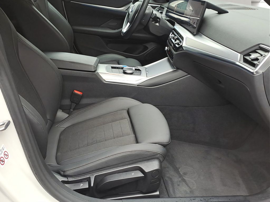 BMW i4 2023