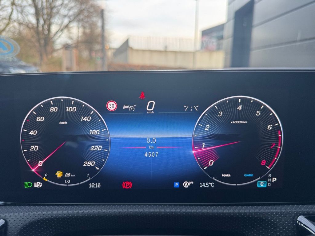 Mercedes-Benz CLA 200 2024